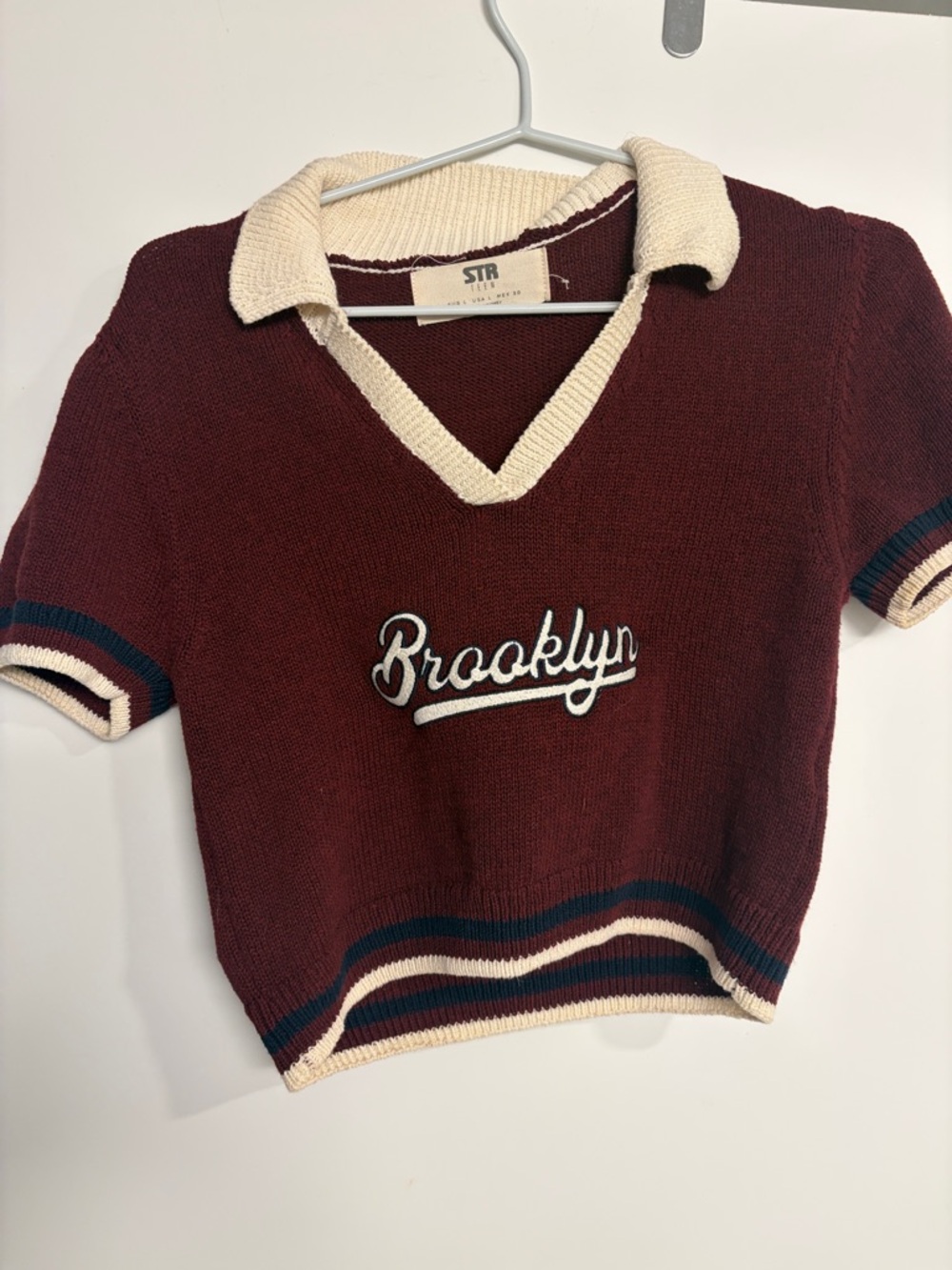 Brooklyn Short-Sleeve Knit Sweater - Burgundy/Cream
